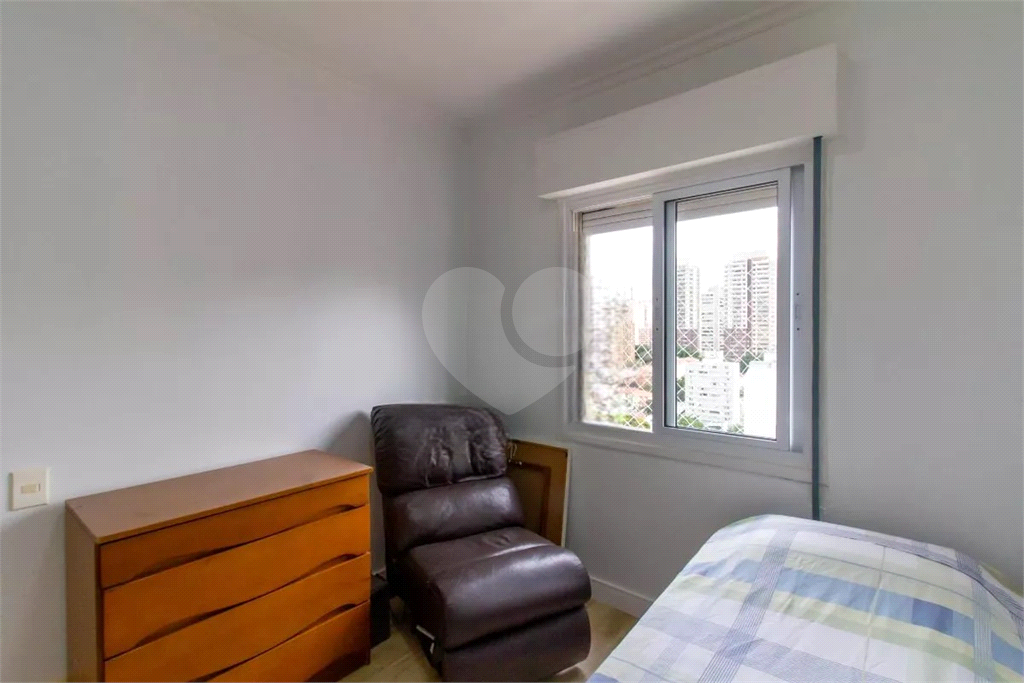 APARTAMENTO em PERDIZES