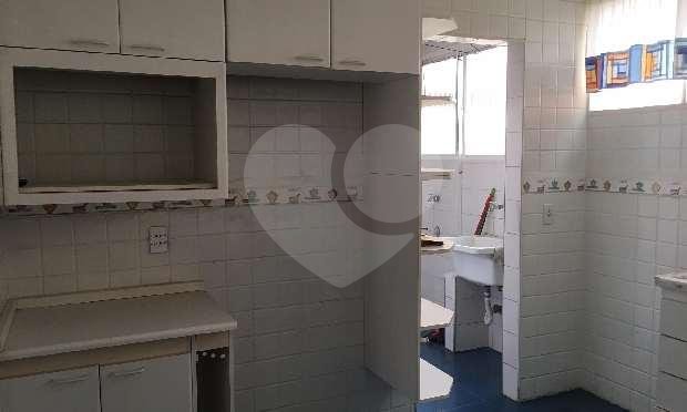 APARTAMENTO em PERDIZES