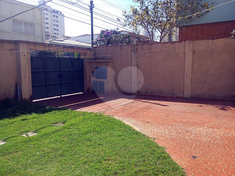 Casa à venda com 3 quartos, 306m² - Foto 28