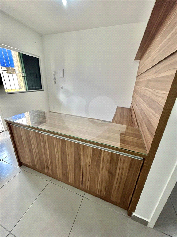 Casa em condomínio fechado com 1 dormitório 1 banheiro - repleto de planejados