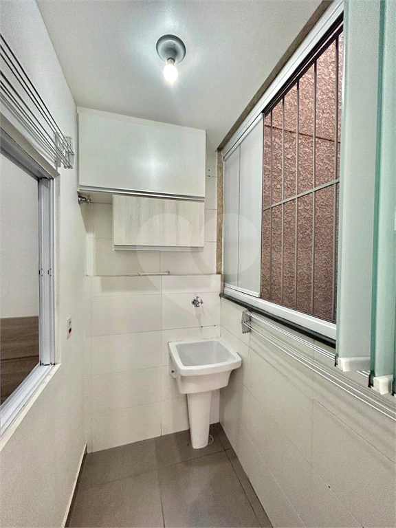 Casa em condomínio fechado com 1 dormitório 1 banheiro - repleto de planejados