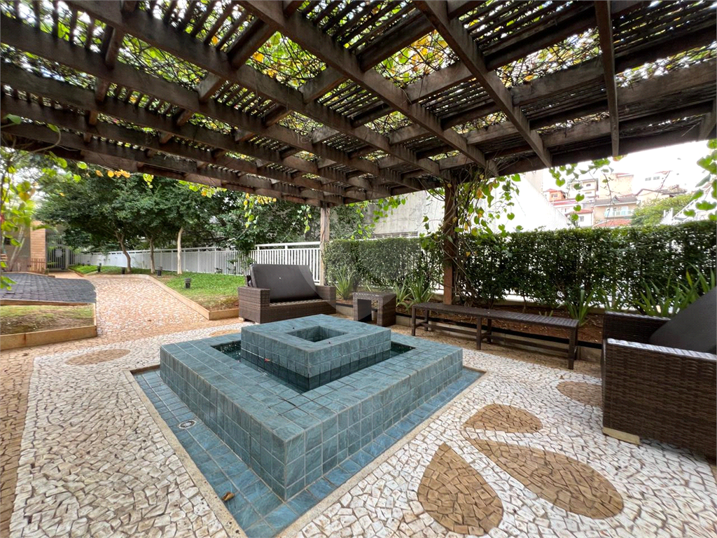 Apartamento próximo a av. Braz Leme
