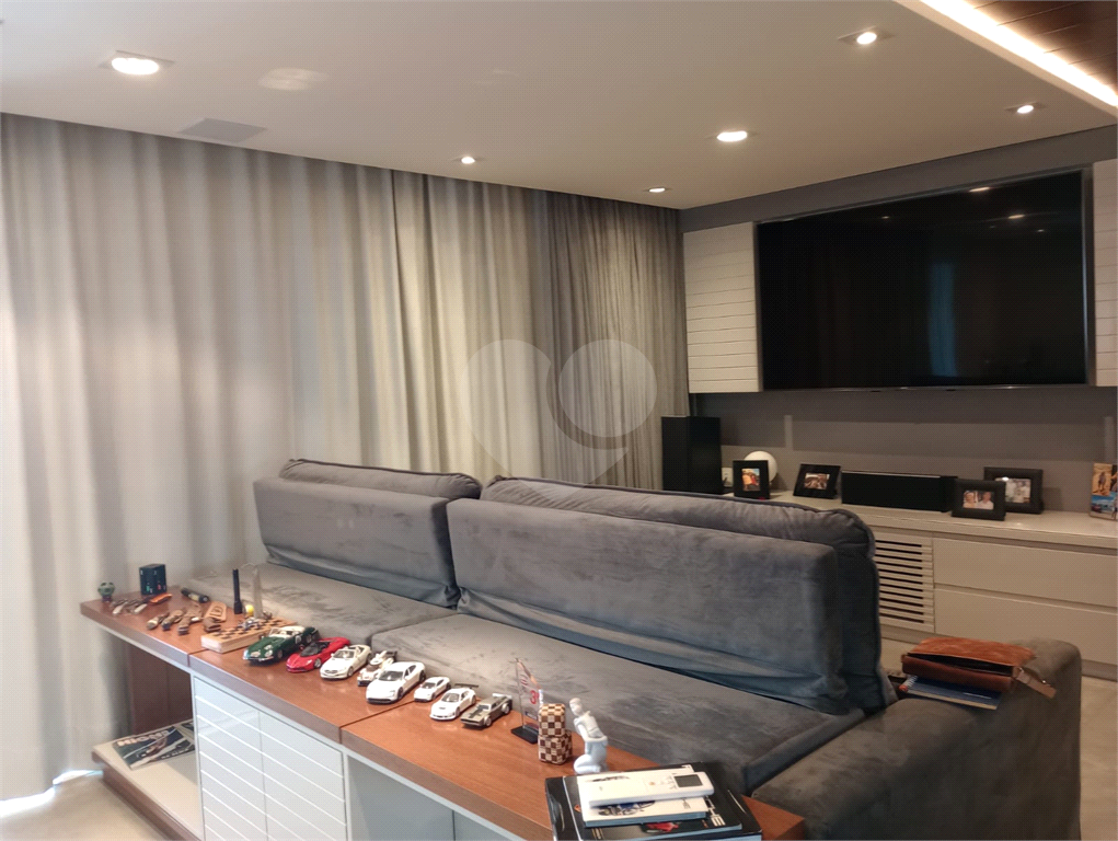 Apartamento próximo a av. Braz Leme