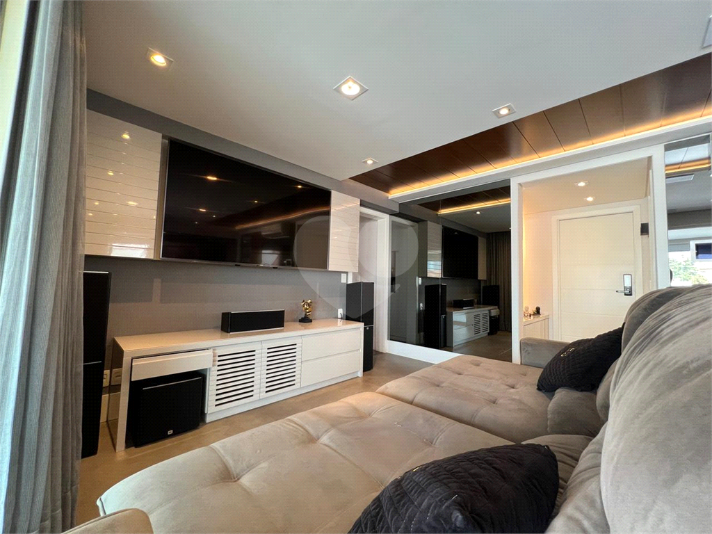Apartamento próximo a av. Braz Leme