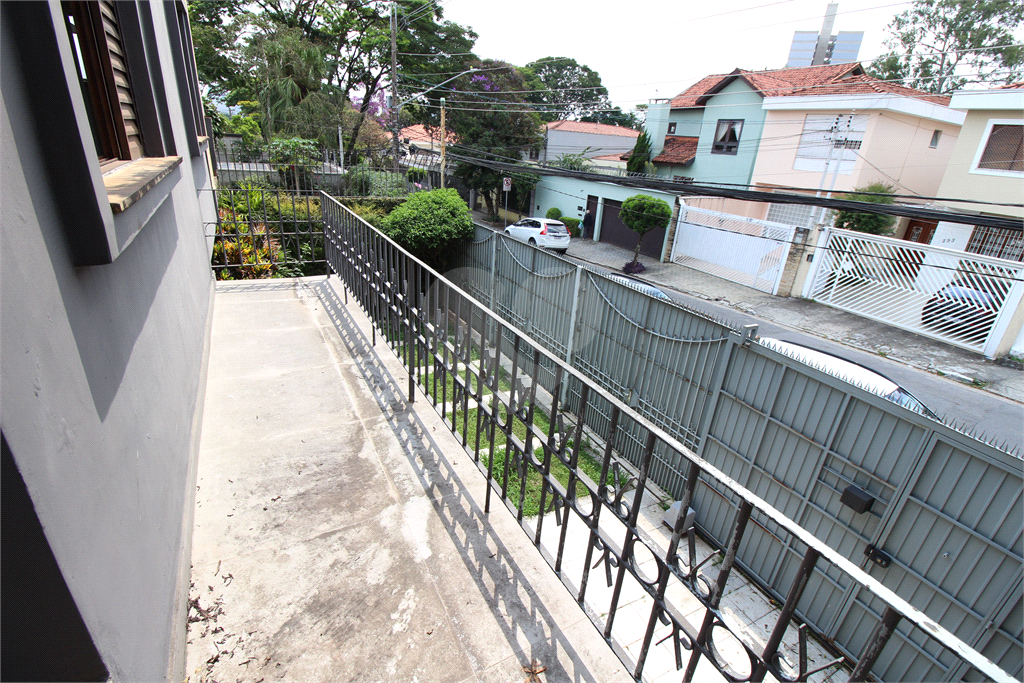 Casa com 4 suítes, 500m²  a venda em Granja Julieta