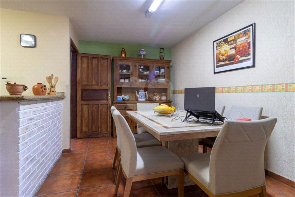 Casa à venda com 3 quartos, 360m² - Foto 15