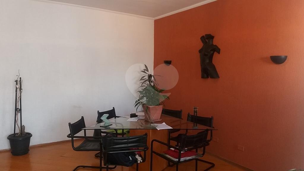 Casa à venda com 3 quartos, 200m² - Foto 4