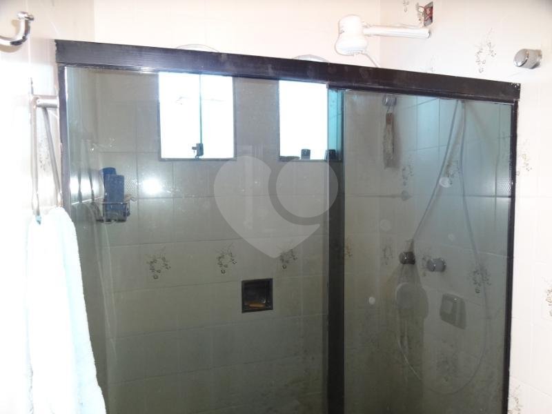 Casa para residência ou serviços. Excelente localização!