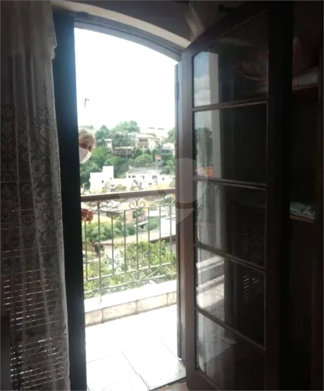Casa para residência ou serviços. Excelente localização!