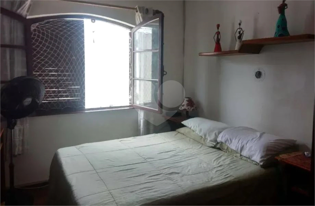 Casa para residência ou serviços. Excelente localização!
