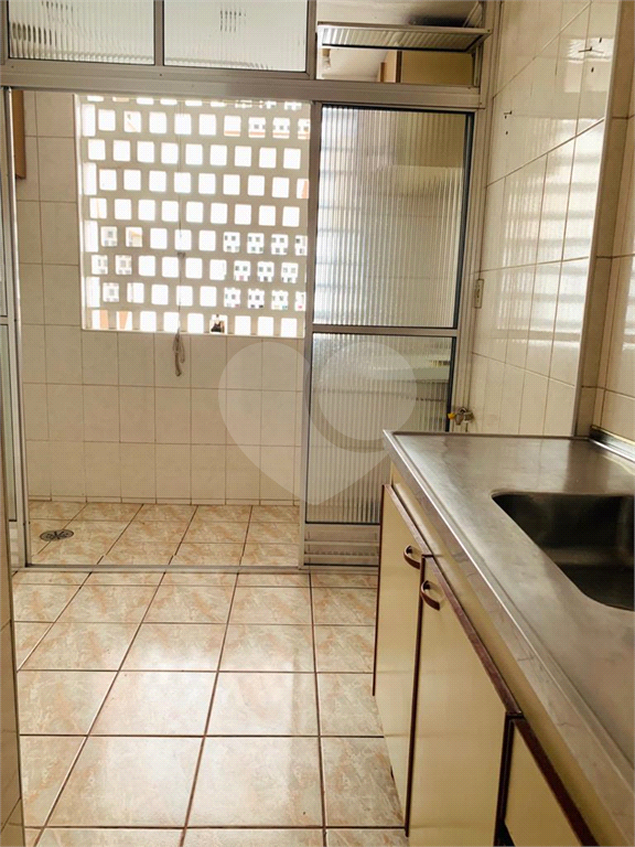 APARTAMENTO em PINHEIROS