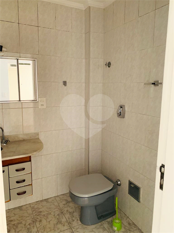 APARTAMENTO em PINHEIROS