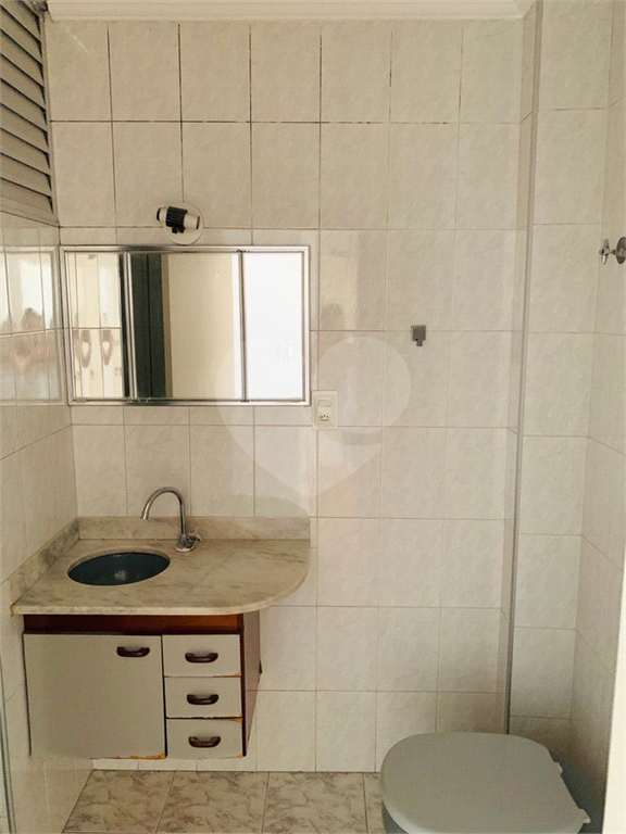 APARTAMENTO em PINHEIROS