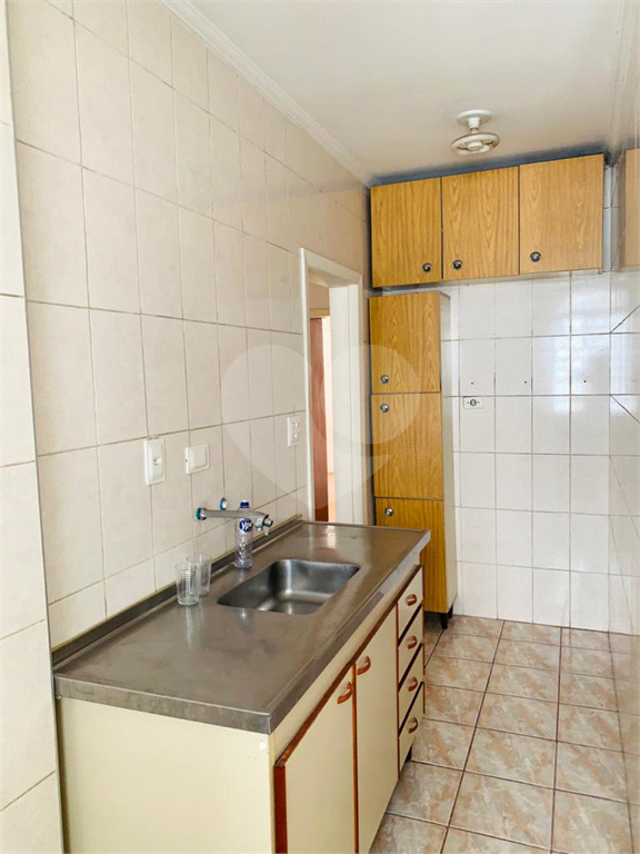 APARTAMENTO em PINHEIROS
