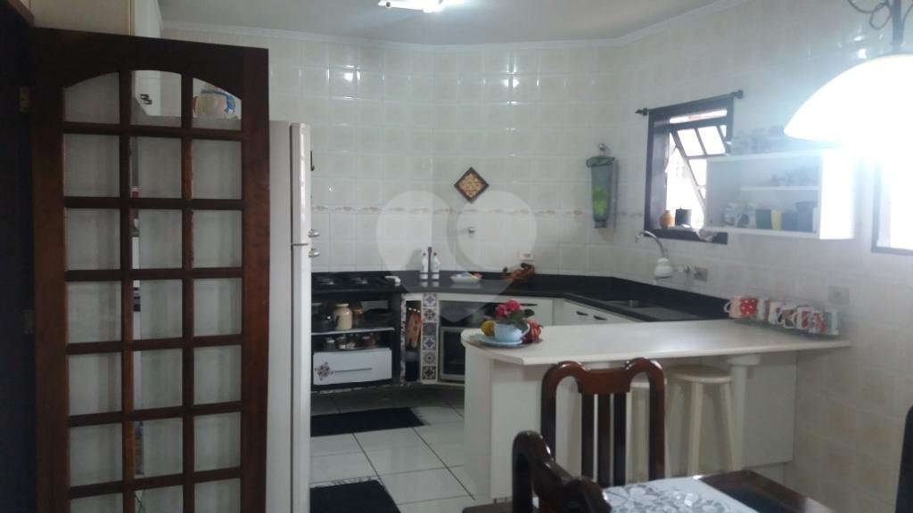 Sobrado à venda com 3 quartos, 199m² - Foto 38