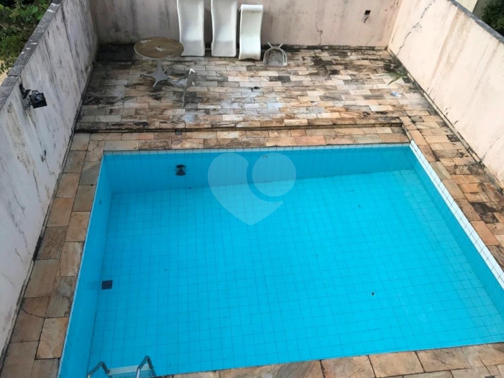 AMPLO SOBRADO PRÓXIMO ALAMEDA ALFONSO SCHMIDT - SANTA TEREZINHA  5 DORMITÓRIOS,
