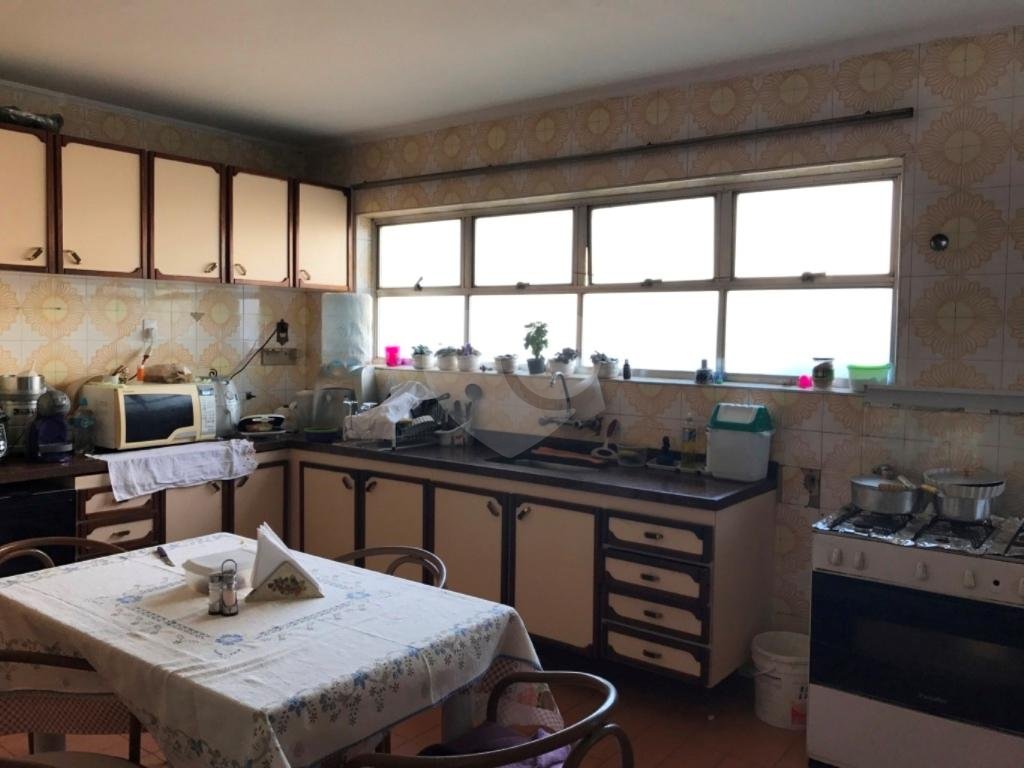 AMPLO SOBRADO PRÓXIMO ALAMEDA ALFONSO SCHMIDT - SANTA TEREZINHA  5 DORMITÓRIOS,