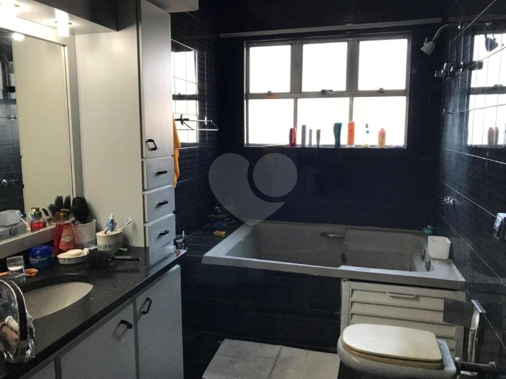 AMPLO SOBRADO PRÓXIMO ALAMEDA ALFONSO SCHMIDT - SANTA TEREZINHA  5 DORMITÓRIOS,