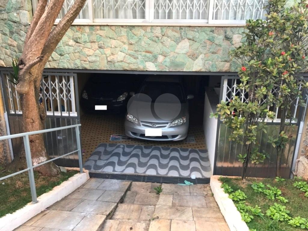AMPLO SOBRADO PRÓXIMO ALAMEDA ALFONSO SCHMIDT - SANTA TEREZINHA  5 DORMITÓRIOS,