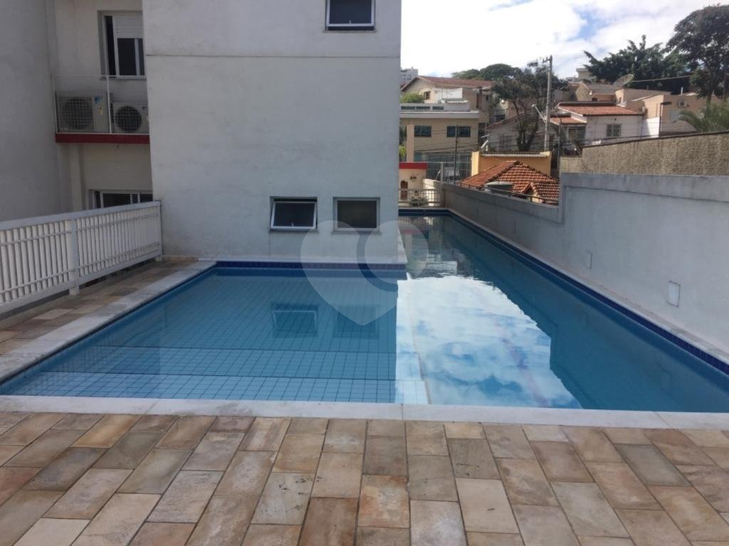 APARTAMENTO em SANTANA