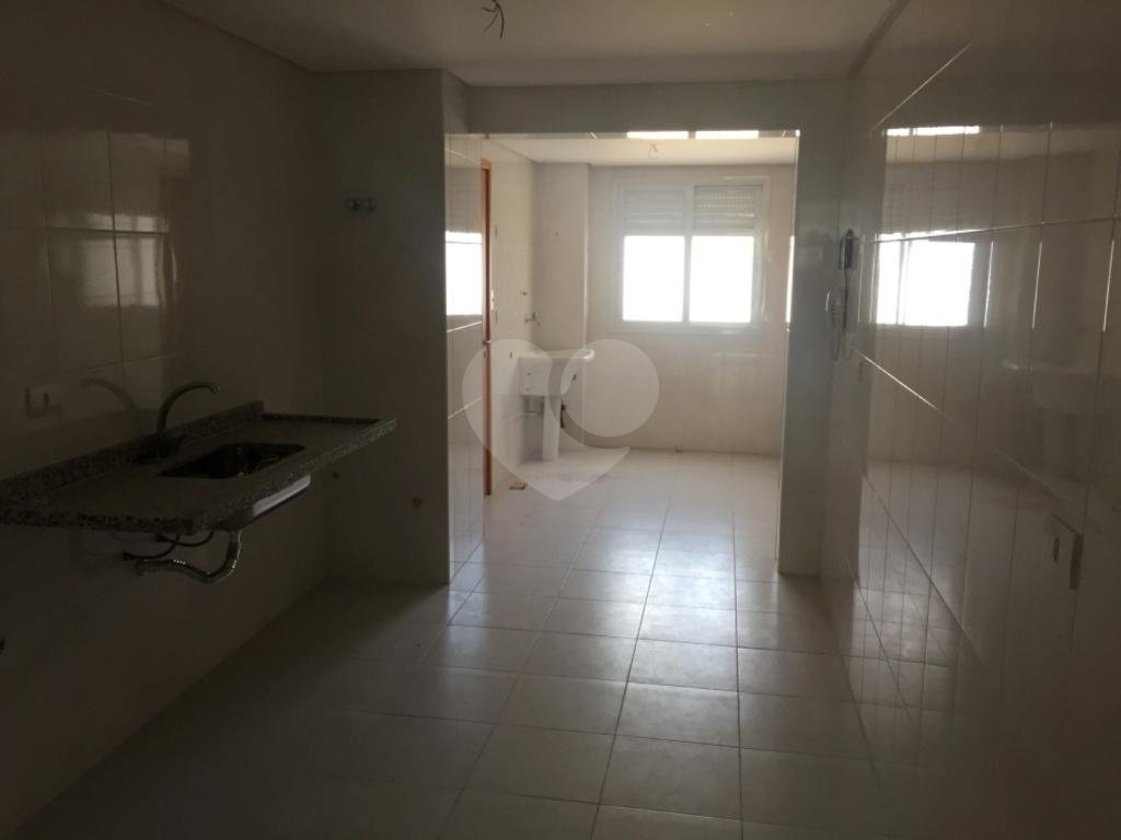APARTAMENTO em SANTANA
