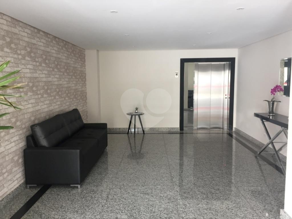 APARTAMENTO em SANTANA