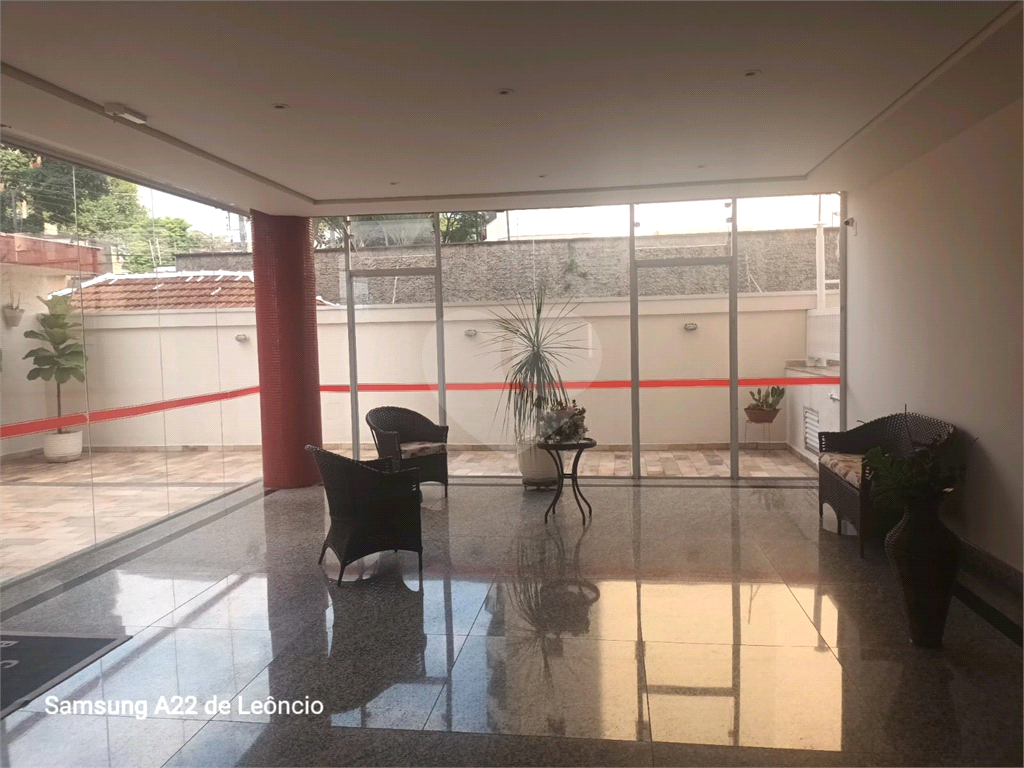APARTAMENTO em SANTANA