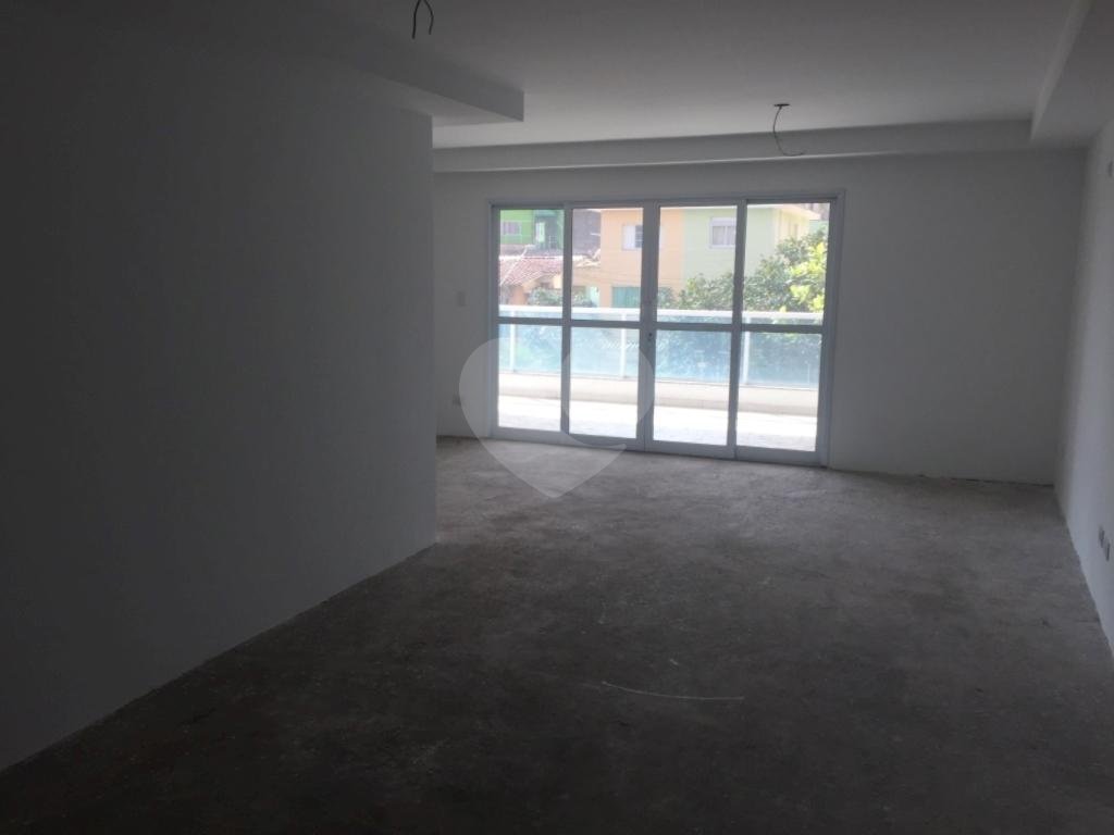 APARTAMENTO em SANTANA