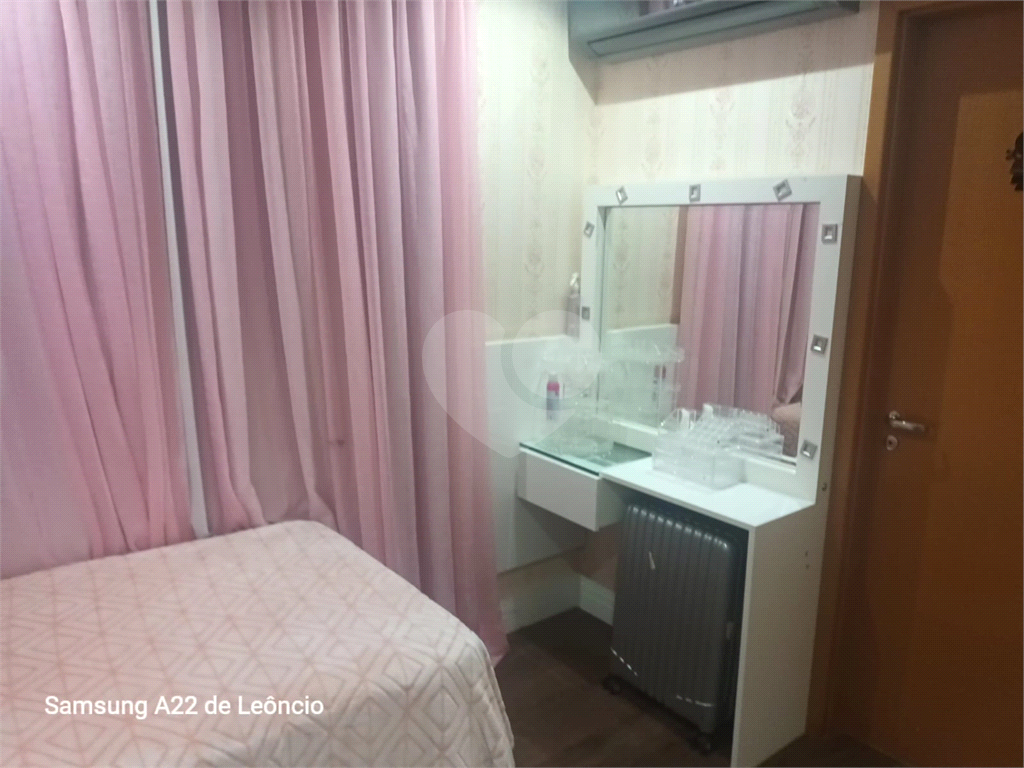 APARTAMENTO em SANTANA
