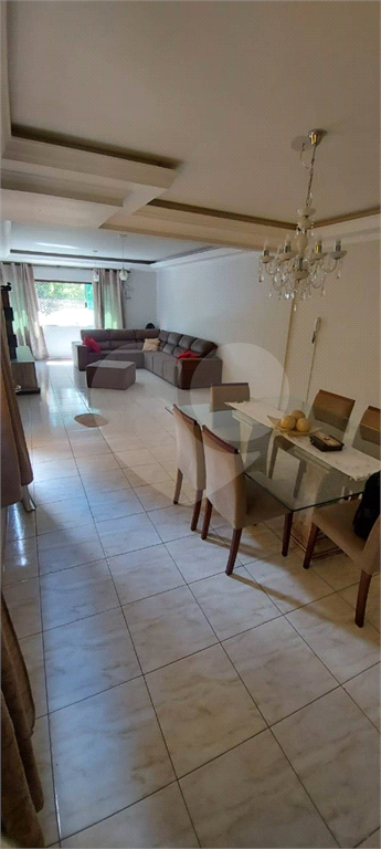 Sobrado reformado no Imirim Zona Norte. Agende visitas