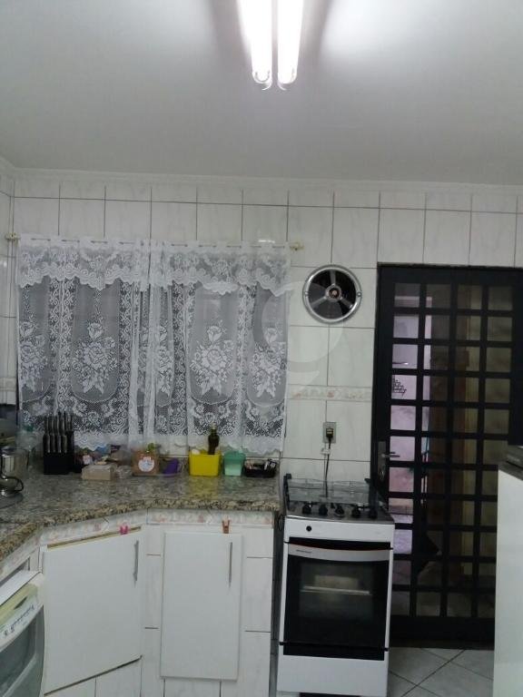 Sobrado à venda com 3 quartos, 210m² - Foto 23