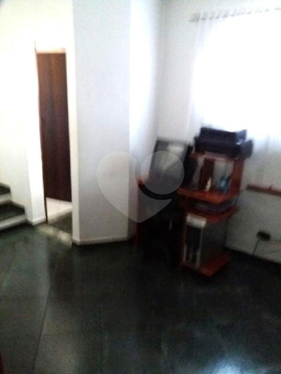 Sobrado à venda com 3 quartos, 210m² - Foto 1