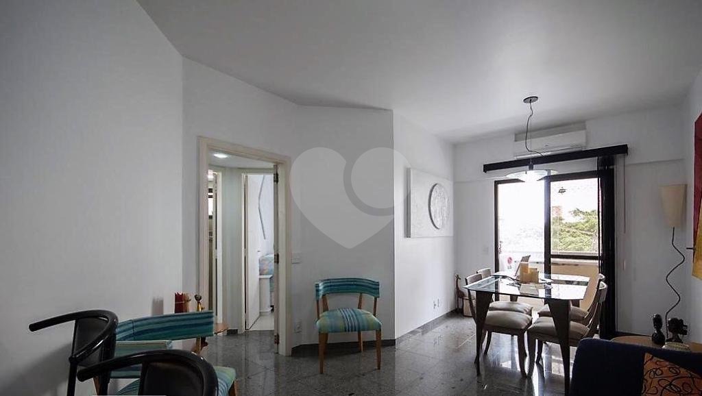 Apartamento à venda com 2 quartos, 65m² - Foto 10