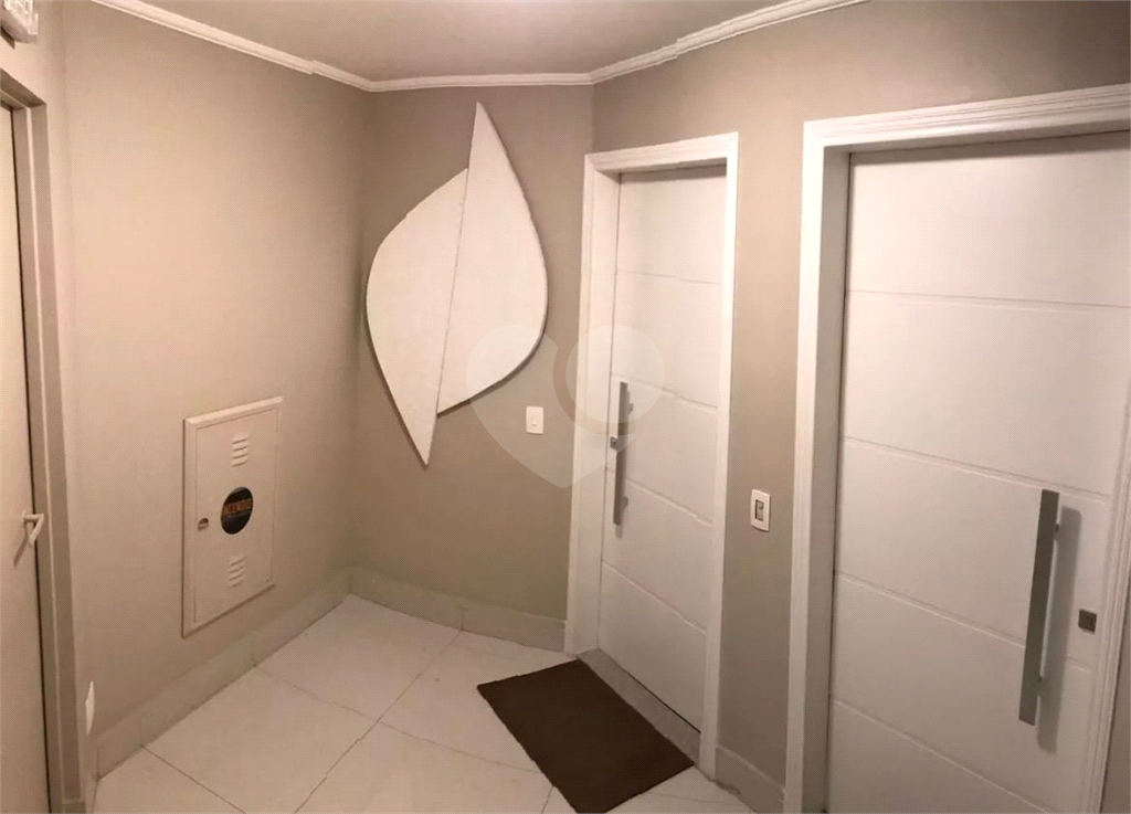 Apartamento à venda com 2 quartos, 65m² - Foto 15