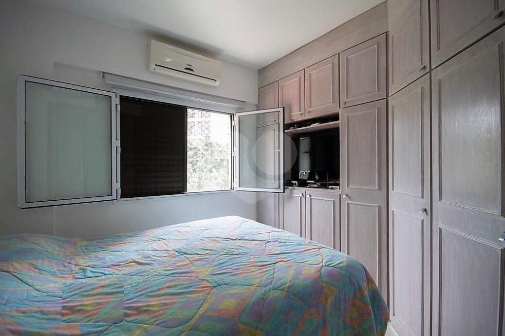 Apartamento à venda com 2 quartos, 65m² - Foto 9