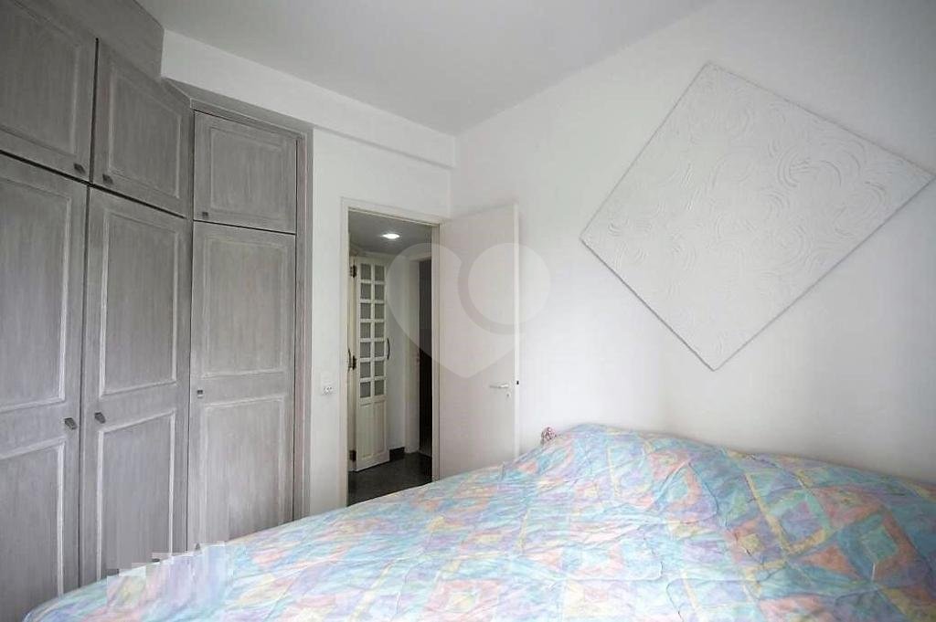 Apartamento à venda com 2 quartos, 65m² - Foto 18