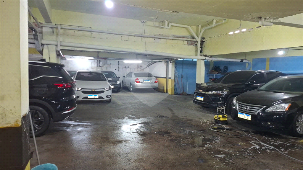 PRÉDIO INTEIRO em LAPA