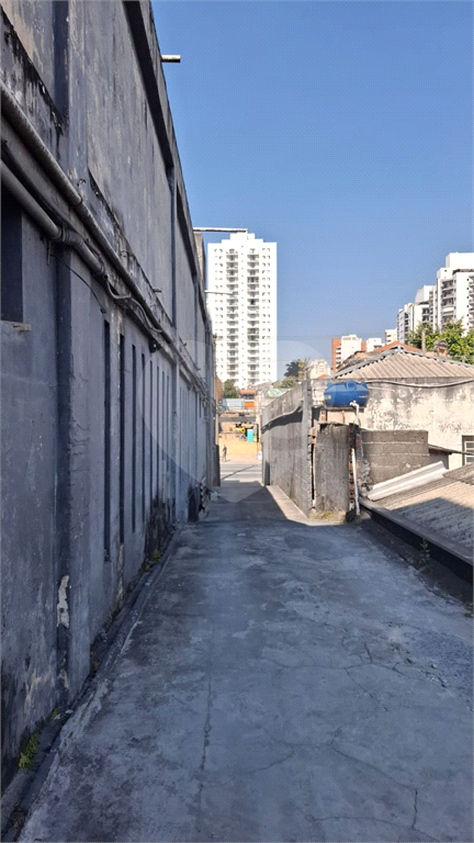 PRÉDIO INTEIRO em LAPA