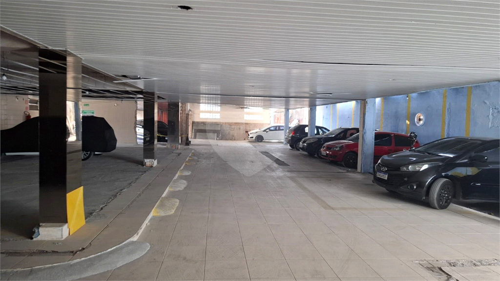 PRÉDIO INTEIRO em LAPA