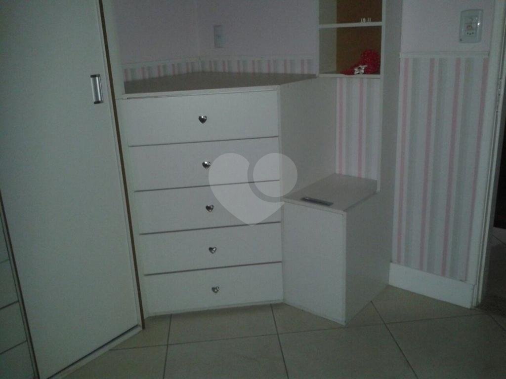 APARTAMENTO em SANTANA