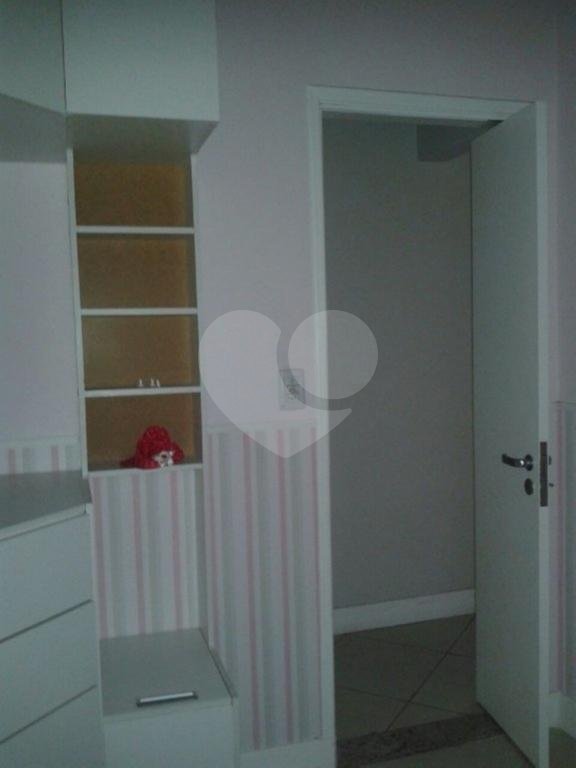 APARTAMENTO em SANTANA