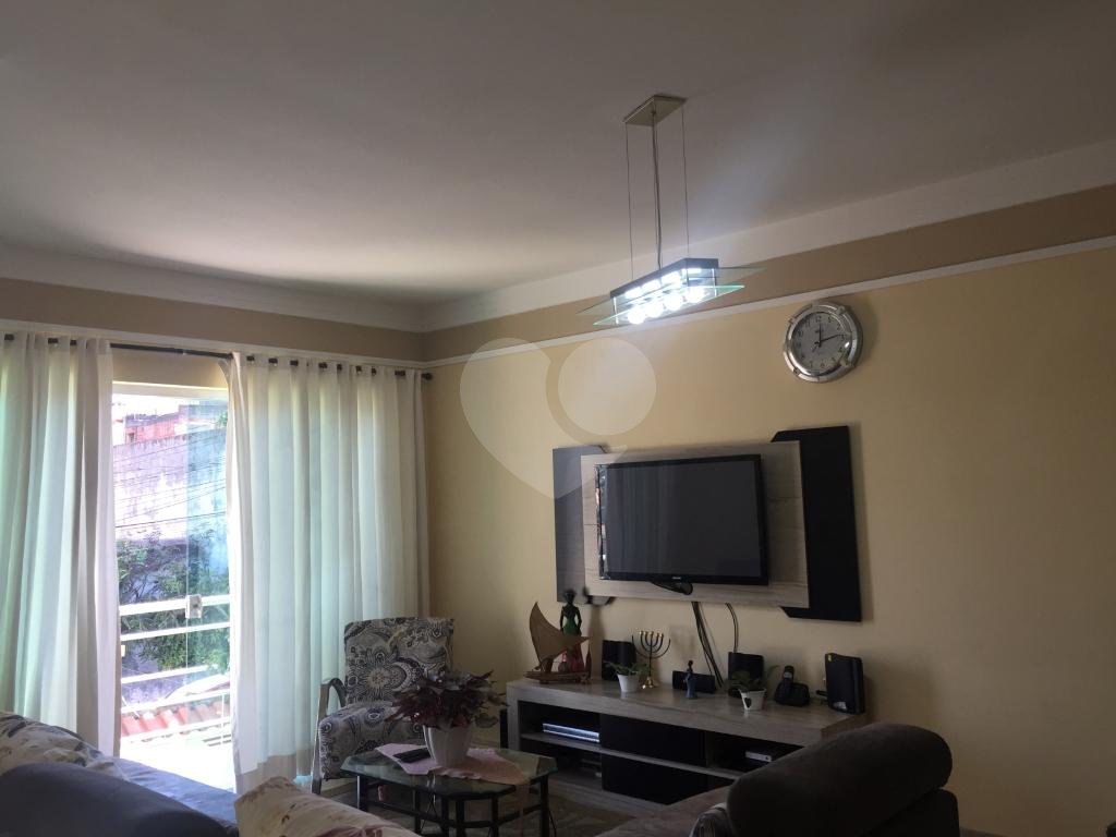 Casa à venda com 3 quartos, 180m² - Foto 17