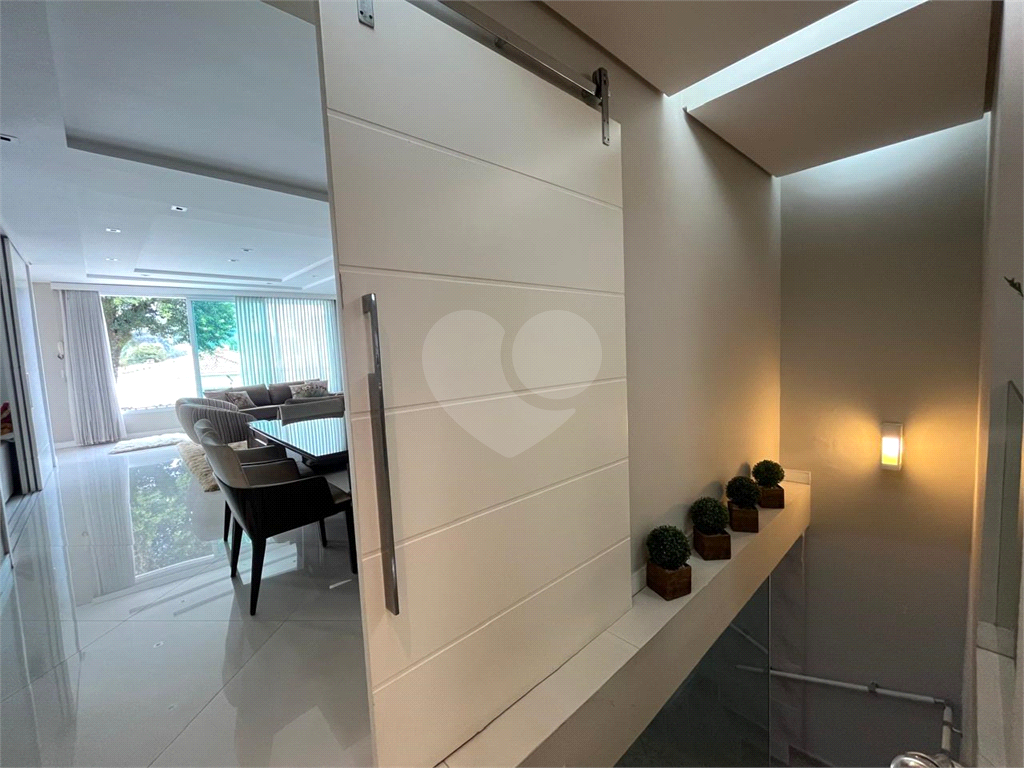 Linda Casa A venda - Palmas do Tremembe- Oportunidade de Compra!
