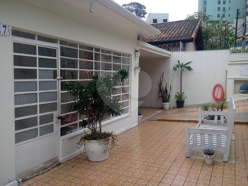 Casa à venda com 2 quartos, 260m² - Foto 18