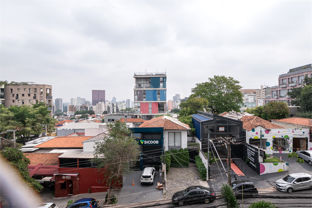 APARTAMENTO COM 2 QUARTOS A VENDA NA VILA MADALENA-SP