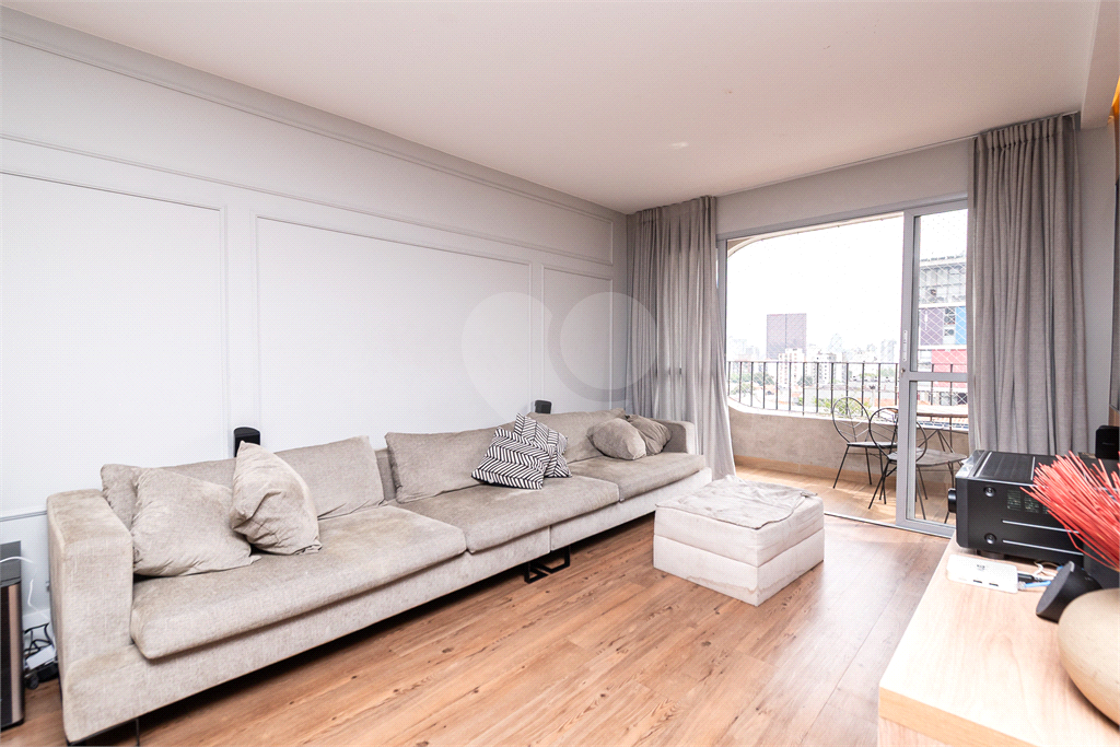 APARTAMENTO COM 2 QUARTOS A VENDA NA VILA MADALENA-SP