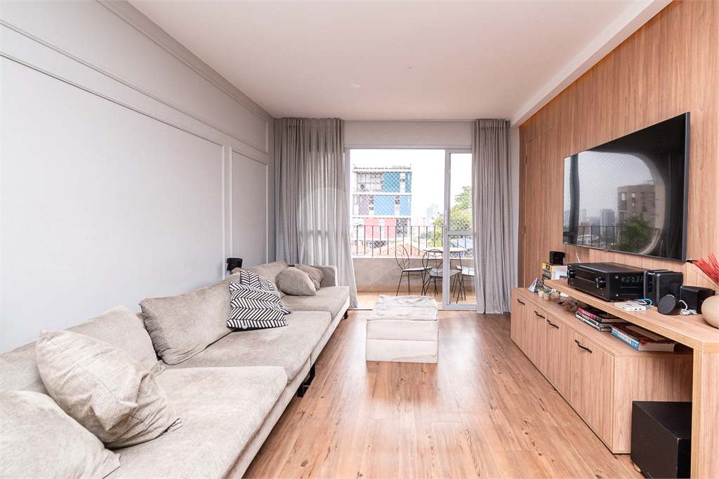 APARTAMENTO COM 2 QUARTOS A VENDA NA VILA MADALENA-SP