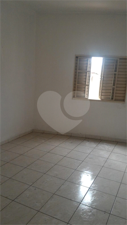 APARTAMENTO em TUCURUVI