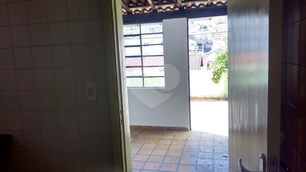 Sobrado à venda com 3 quartos, 194m² - Foto 13