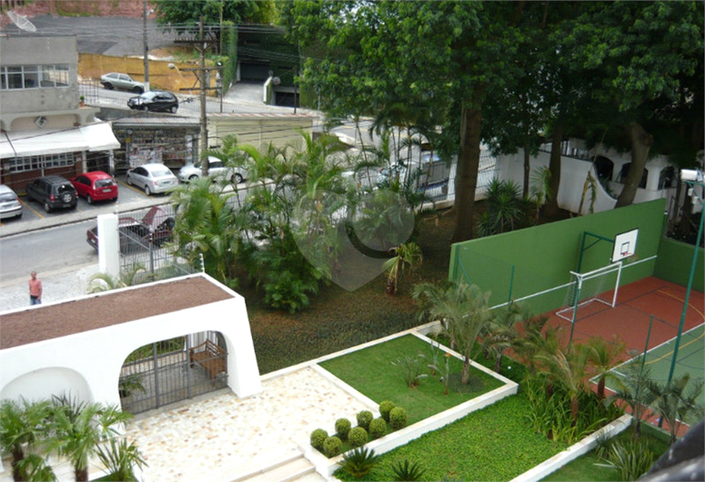 APARTAMENTO em REAL PARQUE